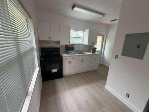 Photo - Southeast 4th Street, Hallandale Beach, FL 33009 - 2 BR 1 BA single-family home
