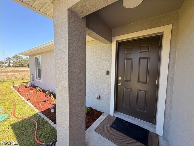 Photo - 4702 Loraine Ave S
