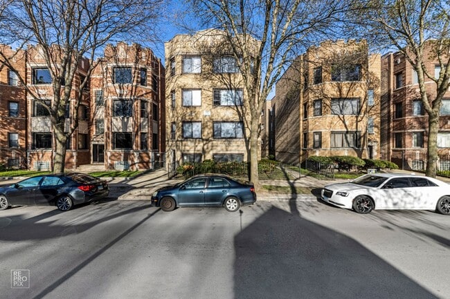 Photo - 7719 S Yates