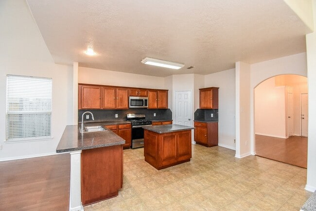 Photo - 19327 Poppy Grove Ln