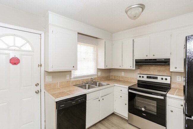 Photo - Great Split Level Home in Charlotte