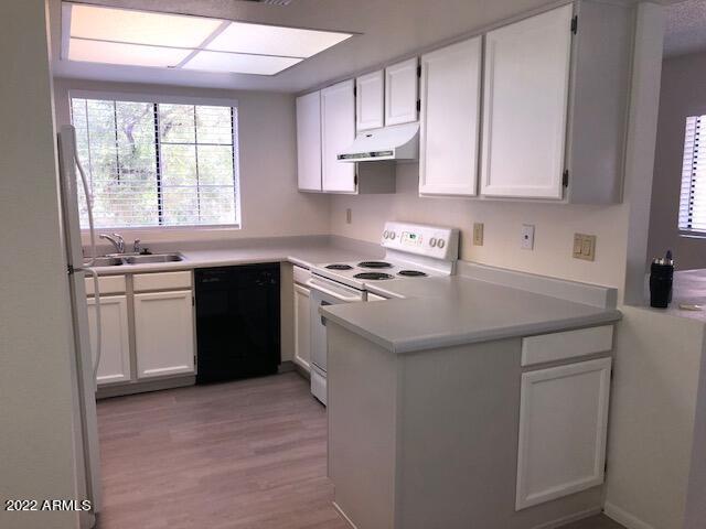 Photo - 818 S Westwood