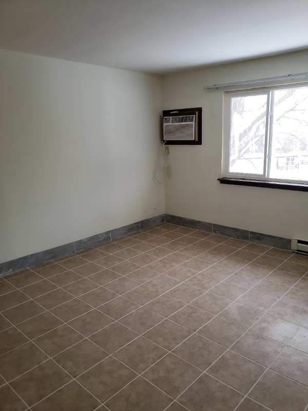 Photo - 8835 N Swan Rd Unit 8