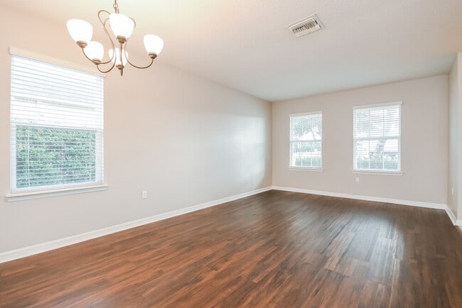 Photo - 5013 Brenton Manor Ave