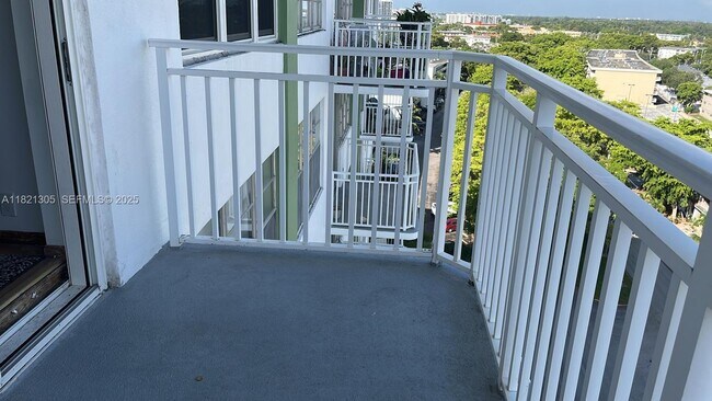 Photo - 2100 Sans Souci Blvd Unidad A1108