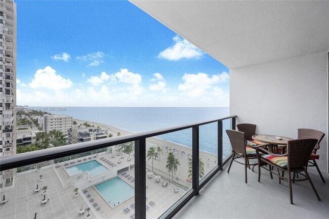Building Photo - 2301 S Ocean Dr Unit 1405 Rental