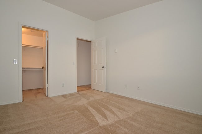 Newport Heights Apartments