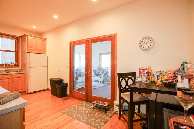 Photo - 1940 W Diversey Pkwy Unit 1W