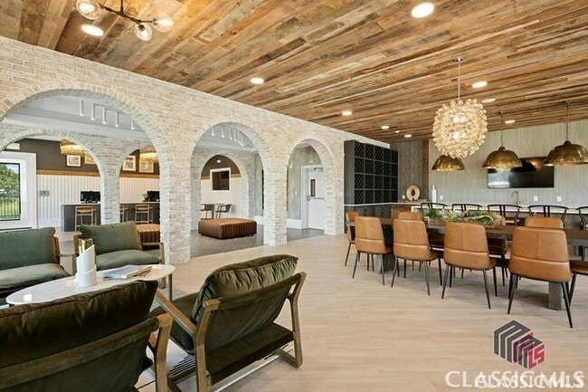 Photo - 180 Newton Bridge Rd Unit B6