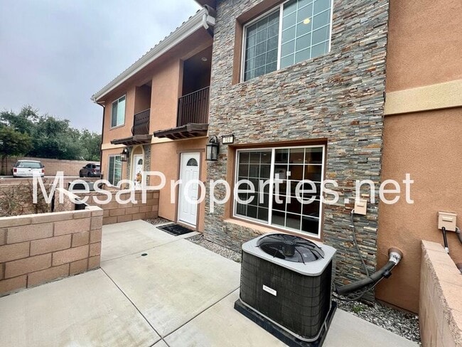 Photo - 16408 Valencia Ave