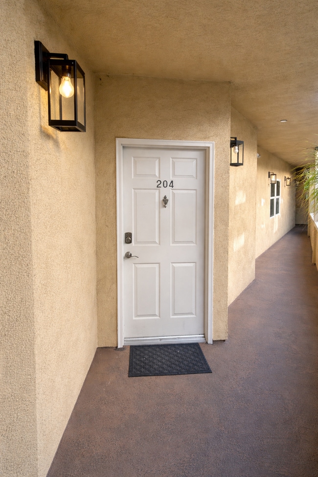 Photo - Bright Valley Village Condo for Lease with Balcony & Amenities