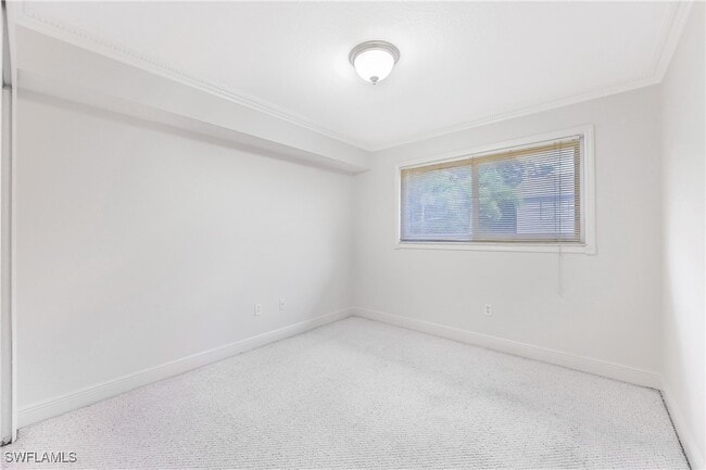 Building Photo - 950 7th Ave S Unit 26