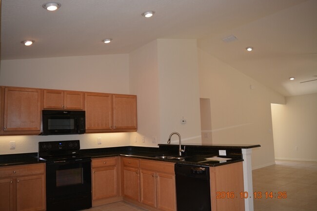 Photo - 4844 Summerfield Cir