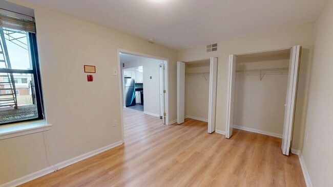 Photo - Columbia Heights Two Bedroom/One Bathroom In Amazing Location! Washer/Dryer in Unit!