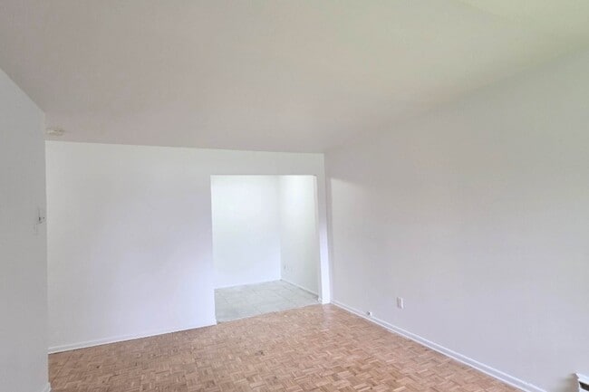 Photo - Papineau Leblanc Unit 3.5