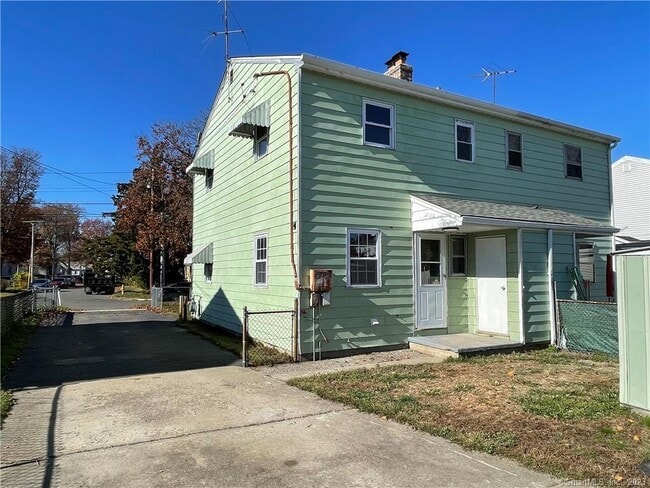 Photo - 213 Larkin Ct