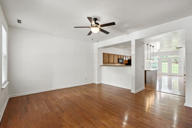 Photo - 132 Point Comfort Ln Casa