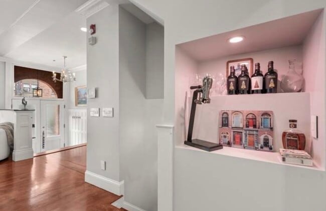 Photo - 61 Saint Botolph St Unit TH