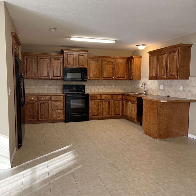 Photo - 609 W Market St