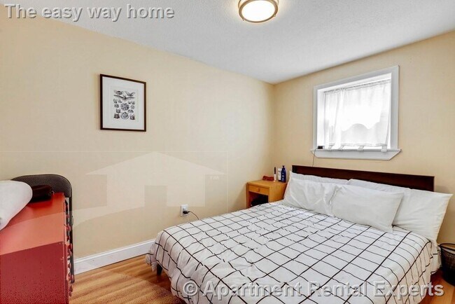 Photo - 81 Summer St Unidad #2