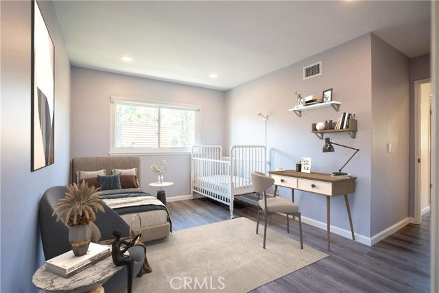 Photo - 2213 Meadow Ln