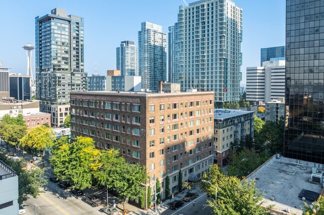 Cornelius Apartments