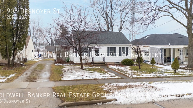 Building Photo - 905 Desnoyer St Rental