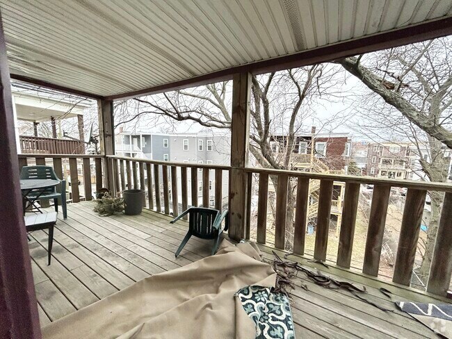 Building Photo - 74 Romsey St Unit 3 Rental