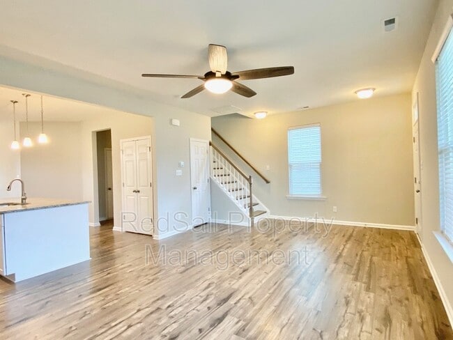 Photo - 1441 Independence Blvd