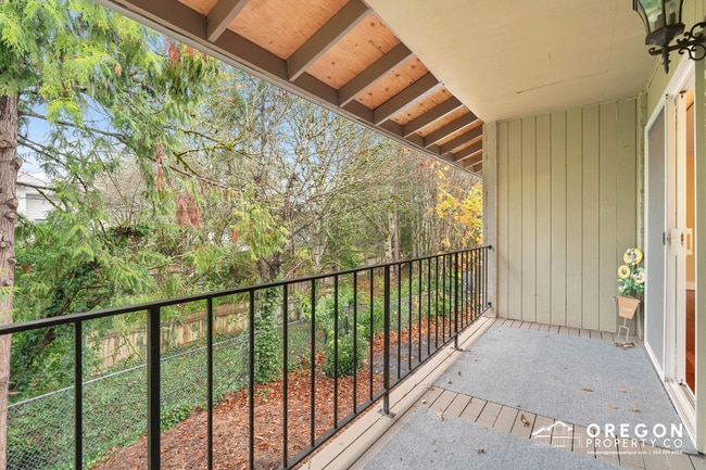 Photo - 6801 SW Terri Ct