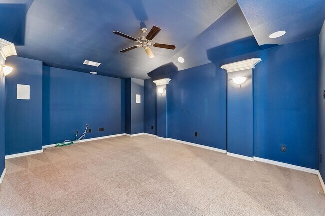 27943 Castle Park Ln