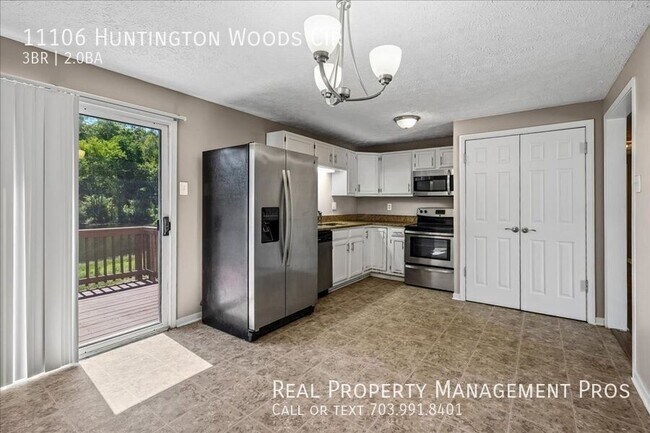Photo - 11106 Huntington Woods Cir