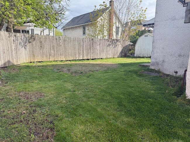 Photo - 1415 Diamond Ave