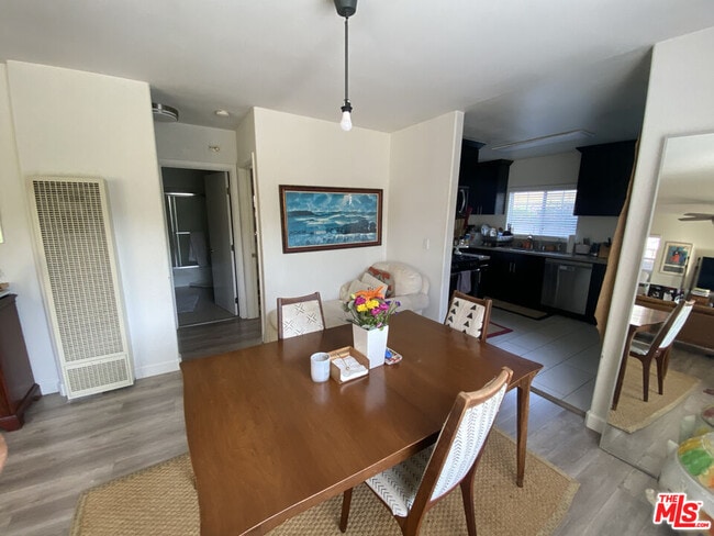 Photo - 1444 Cochran Ave