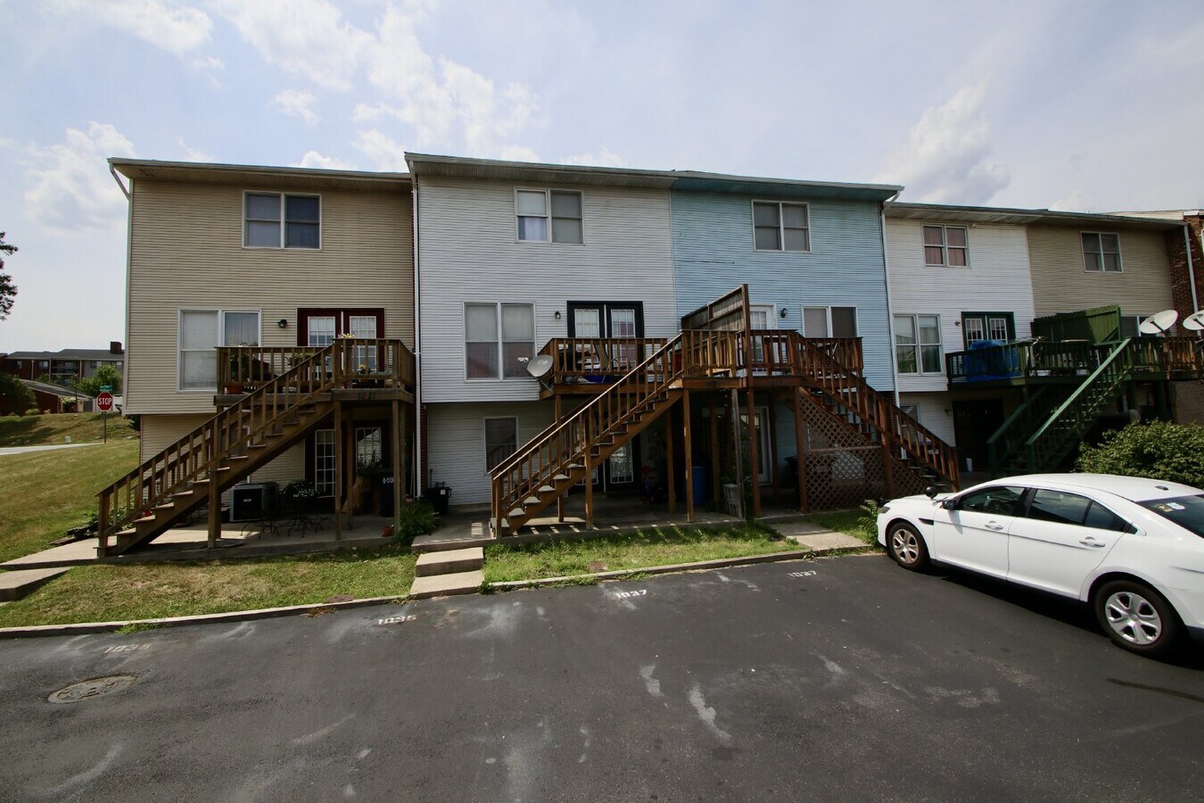 1035 Blue Ridge Dr Apartment Harrisonburg, VA