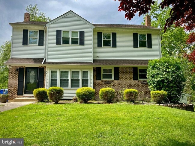 Building Photo - 99 Ivy Ave Rental