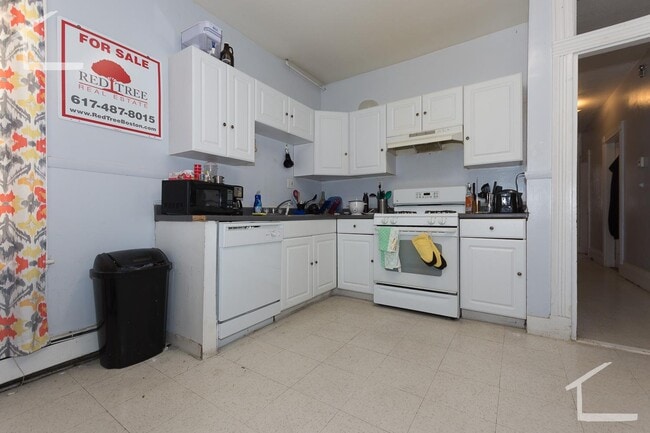 Photo - 168 Hillside St Unit 2