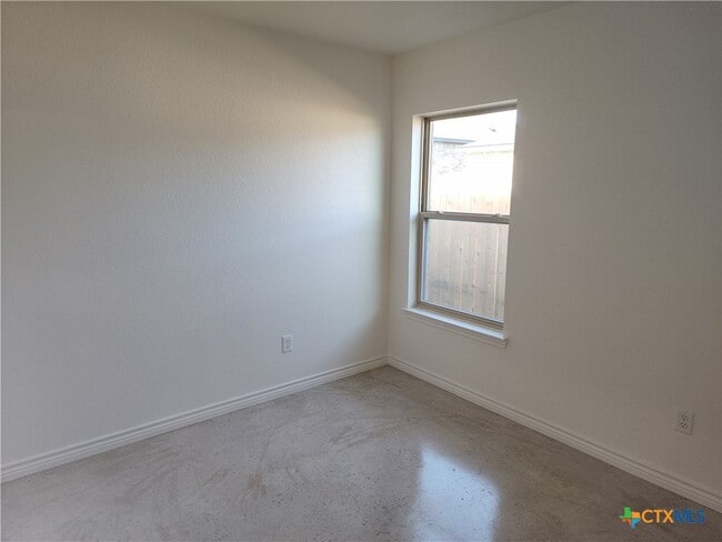 Photo - 1312 Concord Dr