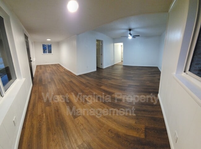 Photo - 415 Valley Rd