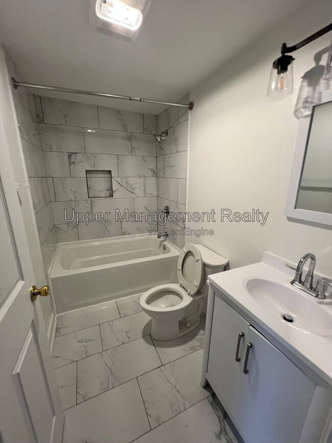 Photo - 1138 Adams St Unit 1136