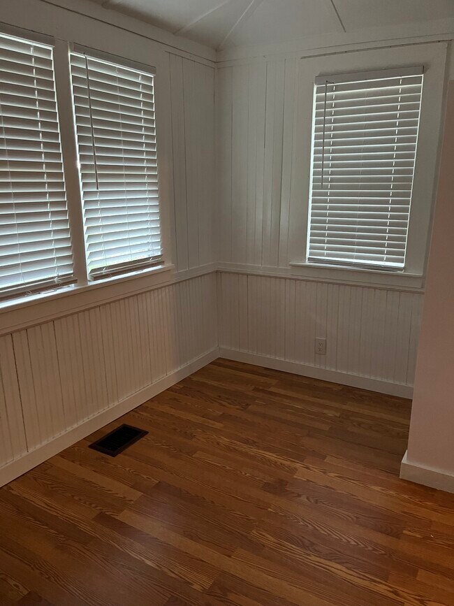 Photo - 2908 Saint Johns Ave