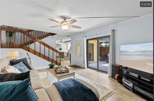 Building Photo - 3808 Saxon Dr