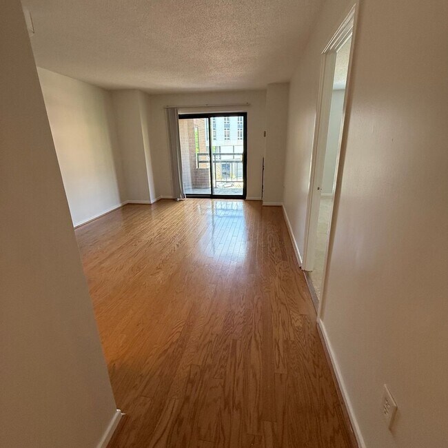 Photo - Observatory 402 Unit 1