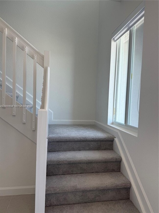 Photo - 621 SE 13th St Cir