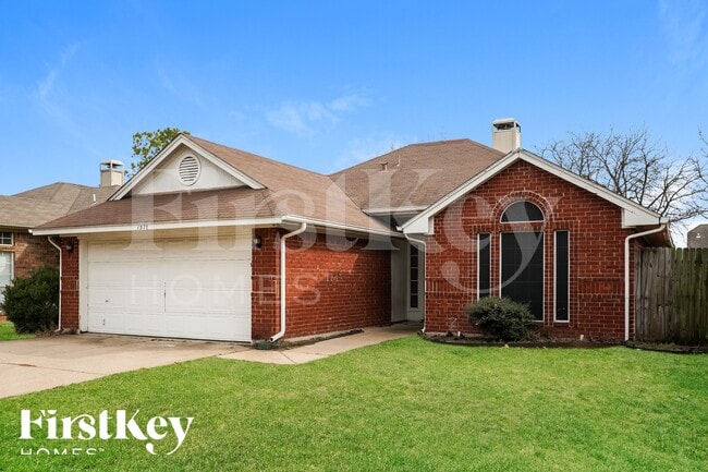 Photo - 1371 Gainsborough Way