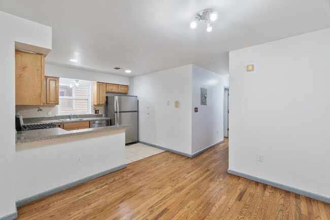 Photo - 38 Graham St