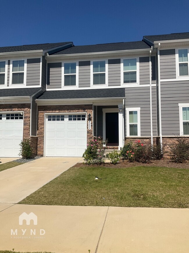 Building Photo - 2203 White Clover Dr Rental