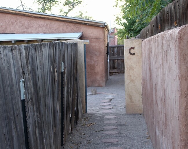 Path to back casita - 307 Stanford Dr SE Unit C