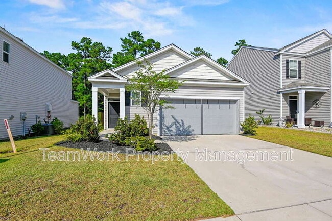 Building Photo - 643 Silver Spruce St