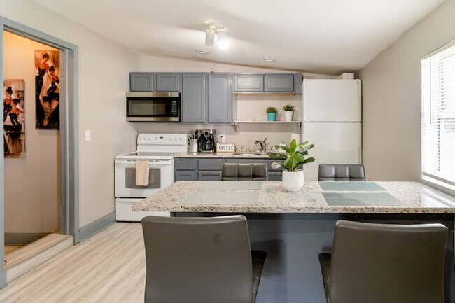 Photo - 3868 Panthersville Rd